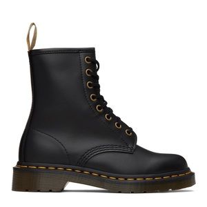 Brand new DR MARTENS size 6